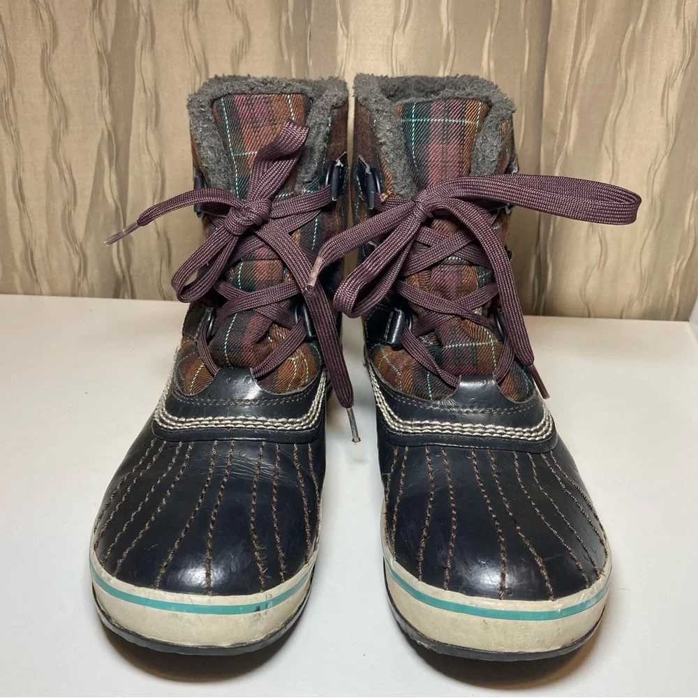 Sorel Tivoli Women’s 9 Waterproof Mulberry Brown Plaid Lined NL1654-207